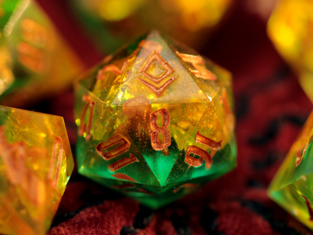 Gemas Arcanas - Juego de dados poliédricos hechos a mano